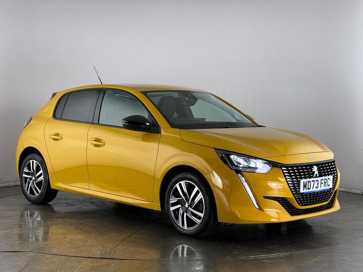 Peugeot 208 1.2 PureTech Allure Premium + Euro 6 (s/s) 5dr Peugeot 208 1.2 PureTech Allure Premium + Euro 6 (s/s) 5dr