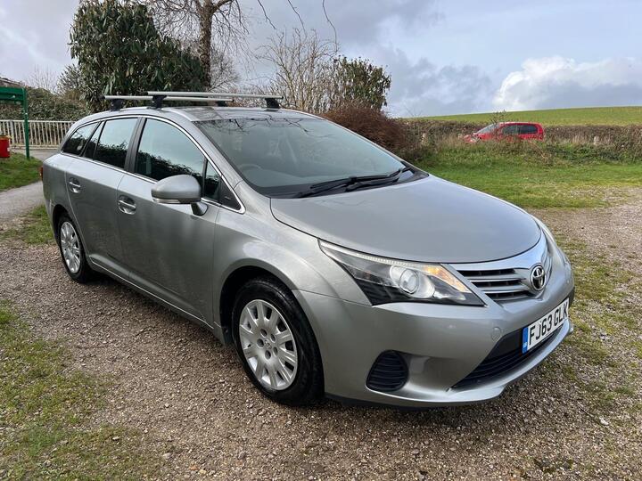 Toyota Avensis 2.0 D-4D Active Tourer Euro 5 5dr
