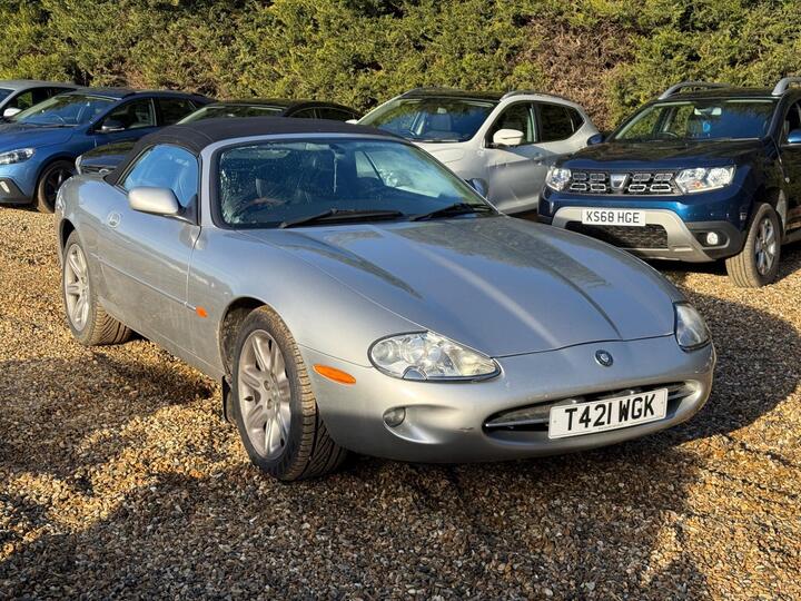 Jaguar XK8 4.0 2dr