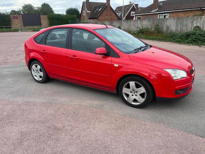 Ford Focus 1.6 Style 5dr