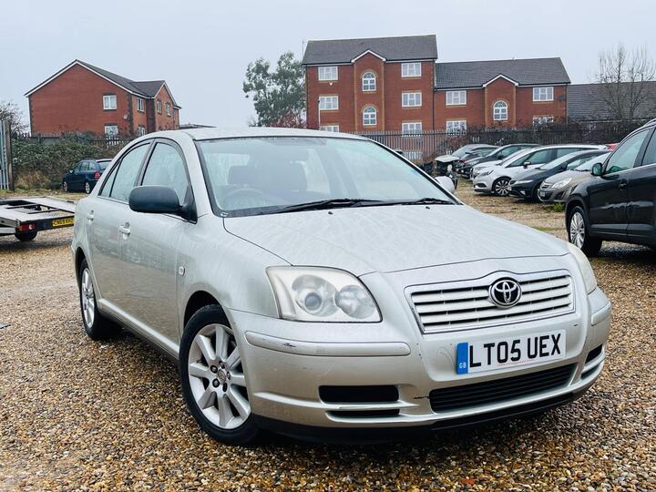 Toyota Avensis 1.8 VVT-i T3-S 5dr Toyota Avensis 1.8 VVT-i T3-S 5dr