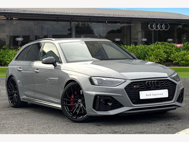Audi Rs 4 Avant 2.9 TFSI V6 Carbon Black Tiptronic Quattro Euro 6 (s/s) 5dr Audi Rs 4 Avant 2.9 TFSI V6 Carbon Black Tiptronic Quattro Euro 6 (s/s) 5dr