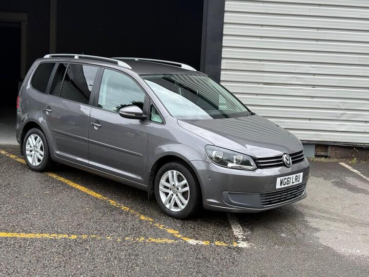 Volkswagen Touran 1.6 TDI SE Euro 5 5dr Volkswagen Touran 1.6 TDI SE Euro 5 5dr