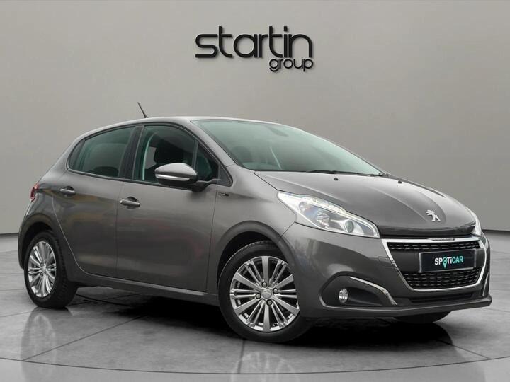 Peugeot 208 1.2 PureTech Signature Euro 6 (s/s) 5dr