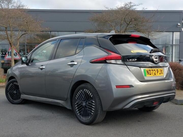 Nissan Leaf 39kWh N-Connecta Auto 5dr