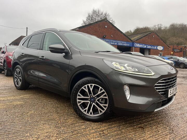 Ford Kuga 2.5 EcoBoost Duratec 14.4kWh Titanium CVT Euro 6 (s/s) 5dr