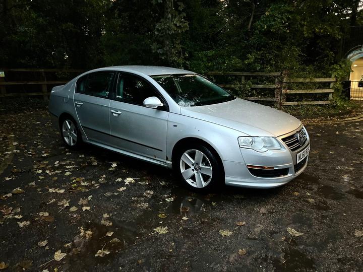 Volkswagen Passat 2.0 TDI R-Line Euro 5 4dr