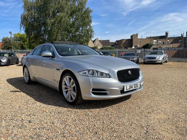 Jaguar XJ 3.0d V6 Portfolio Auto Euro 5 (s/s) 4dr