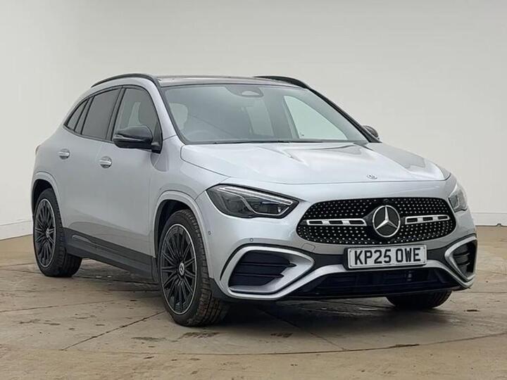 Mercedes-Benz GLA 2.0 GLA220d AMG Line (Premium Plus) 8G-DCT 4MATIC Euro 6 (s/s) 5dr Mercedes-Benz GLA 2.0 GLA220d AMG Line (Premium Plus) 8G-DCT 4MATIC Euro 6 (s/s) 5dr