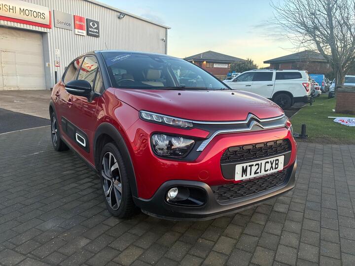 Citroen C3 1.2 PureTech Shine Plus Euro 6 (s/s) 5dr Citroen C3 1.2 PureTech Shine Plus Euro 6 (s/s) 5dr