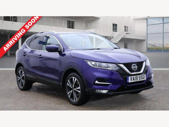 Nissan QASHQAI 1.3 DIG-T N-Connecta Euro 6 (s/s) 5dr