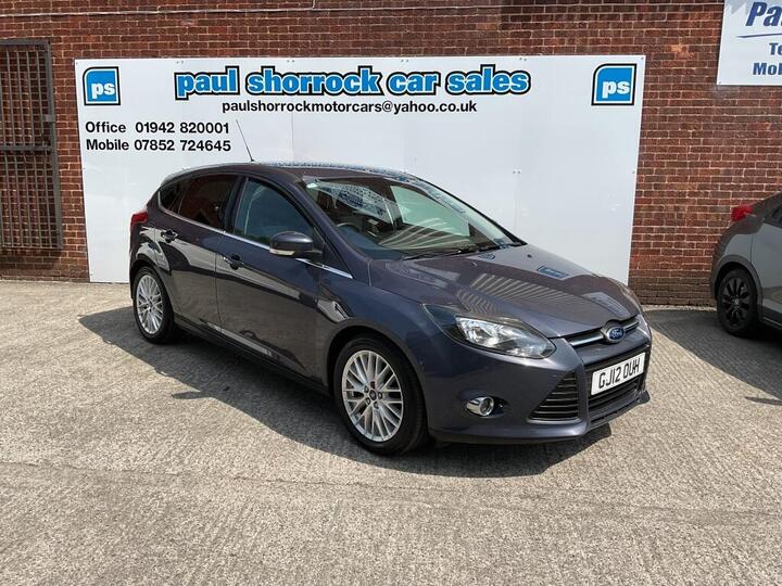 Ford FOCUS HATCHBACK 1.6 Zetec Euro 5 5dr