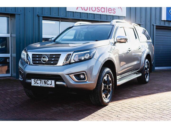 Nissan Navara 2.3 DCi Tekna 4WD Euro 6 (s/s) 4dr