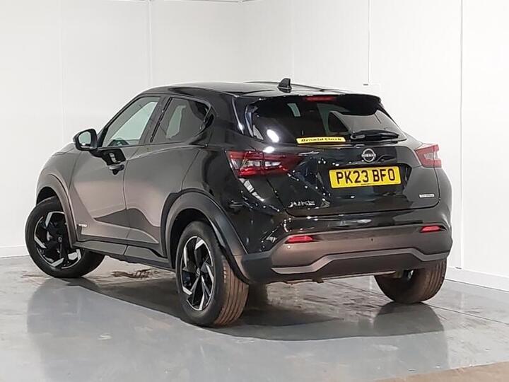 Nissan Juke 1.6 N-Connecta Auto Euro 6 5dr