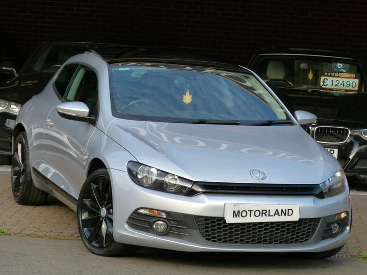 Volkswagen Scirocco 2.0 TDI BlueMotion Tech GT Euro 5 (s/s) 3dr