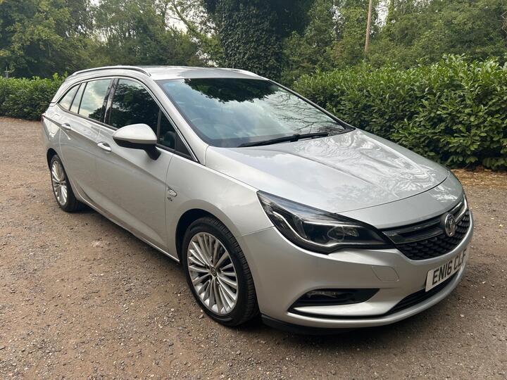 Vauxhall Astra 1.6 CDTi EcoFLEX Elite Nav Sports Tourer Euro 6 (s/s) 5dr