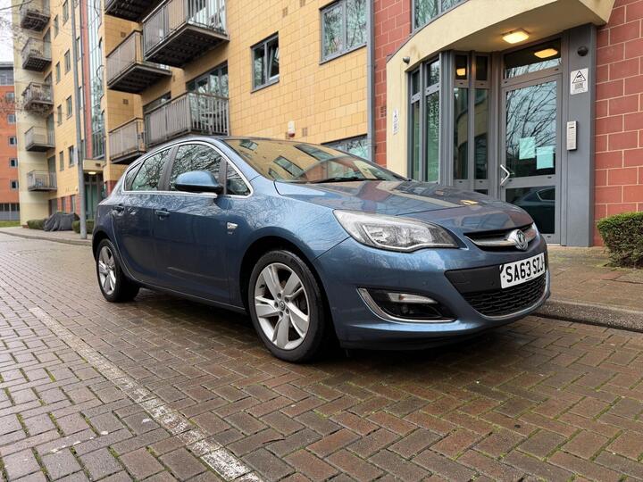 Vauxhall Astra 1.6 16v SRi Auto Euro 5 5dr