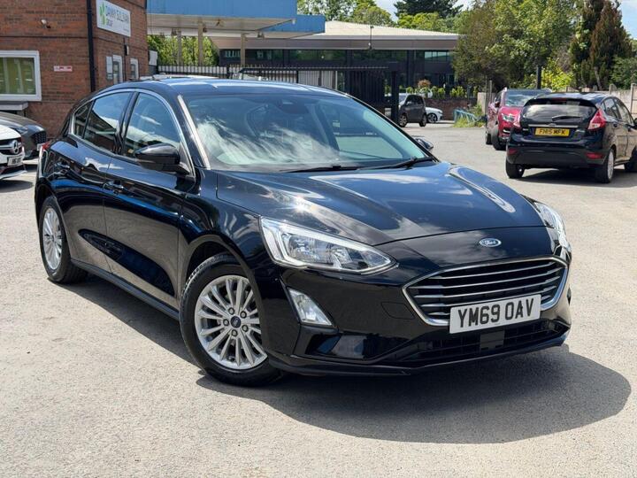 Ford FOCUS 1.0T EcoBoost Titanium Auto Euro 6 (s/s) 5dr