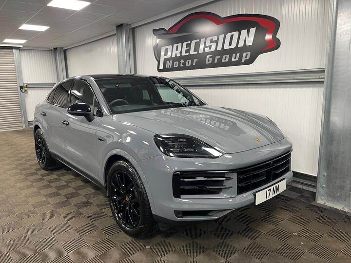 Porsche Cayenne 3.0 V6 E-Hybrid 25.9kWh TiptronicS 4WD Euro 6 (s/s) 5dr