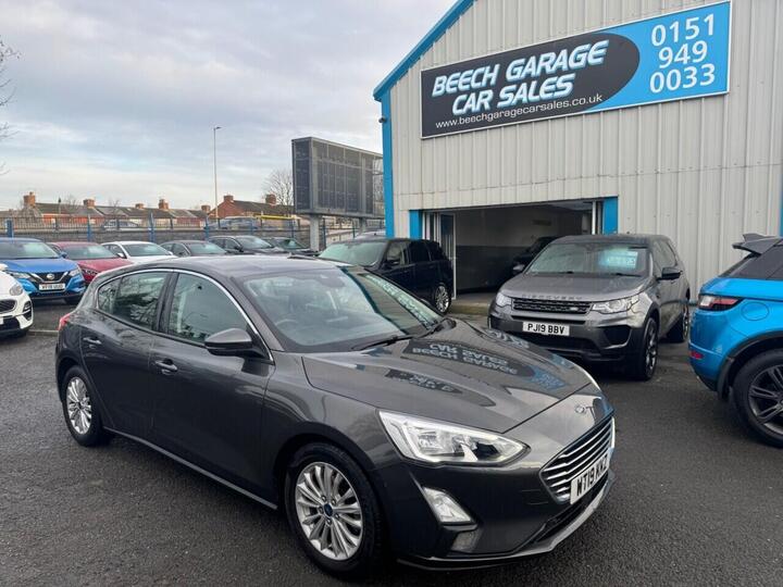 Ford FOCUS 1.0T EcoBoost Titanium Auto Euro 6 (s/s) 5dr