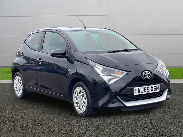 Toyota AYGO 1.0 VVT-i X-play Euro 6 5dr