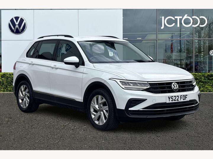Volkswagen Tiguan 1.5 TSI Life Euro 6 (s/s) 5dr Volkswagen Tiguan 1.5 TSI Life Euro 6 (s/s) 5dr