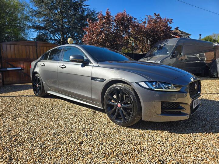 Jaguar XE 2.0d R-Sport Auto AWD Euro 6 (s/s) 4dr