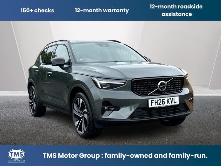 Volvo XC40 2.0 B3 MHEV Ultra Dark DCT Auto Euro 6 (s/s) 5dr