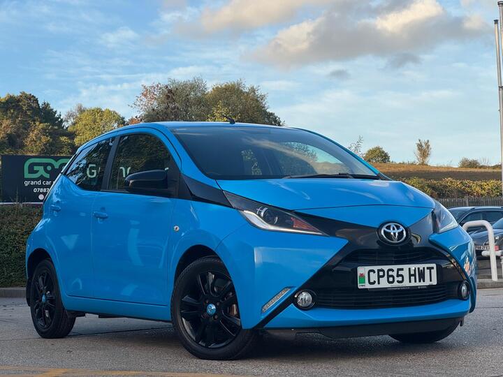 Toyota AYGO 1.0 VVT-i X-cite X-shift Euro 6 5dr