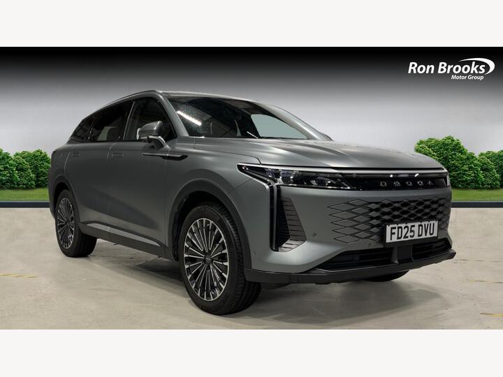 Omoda OMODA 9 1.5T SHS 34.46kWh Noble DHT3 4WD Euro 6 (s/s) 5dr