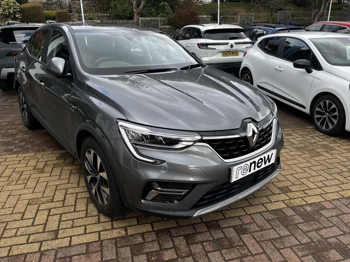 Renault Arkana 1.6 E-TECH Iconic Auto 2WD Euro 6 (s/s) 5dr