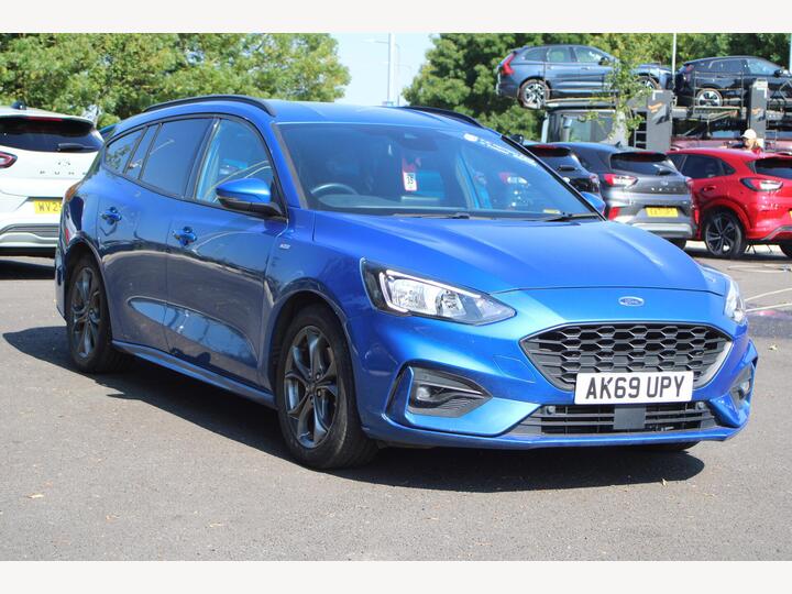 Ford FOCUS 1.0T EcoBoost ST-Line Euro 6 (s/s) 5dr