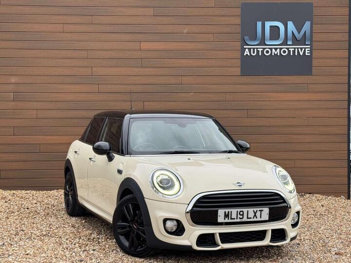MINI HATCH 1.5 Cooper Sport Euro 6 (s/s) 5dr