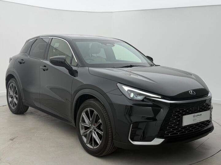 Lexus LBX 1.5 VVT-iE Premium Plus E-CVT Euro 6 (s/s) 5dr