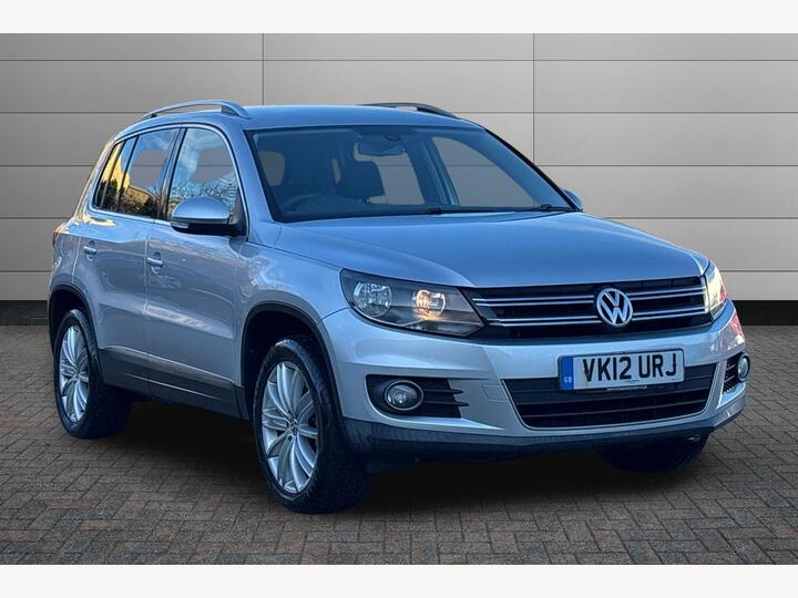 Volkswagen Tiguan 2.0 TDI BlueMotion Tech Sport DSG 4WD Euro 5 (s/s) 5dr