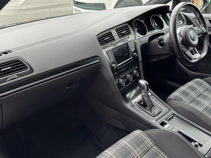 Volkswagen GOLF 2.0 TDI BlueMotion Tech GTD DSG Euro 6 (s/s) 5dr