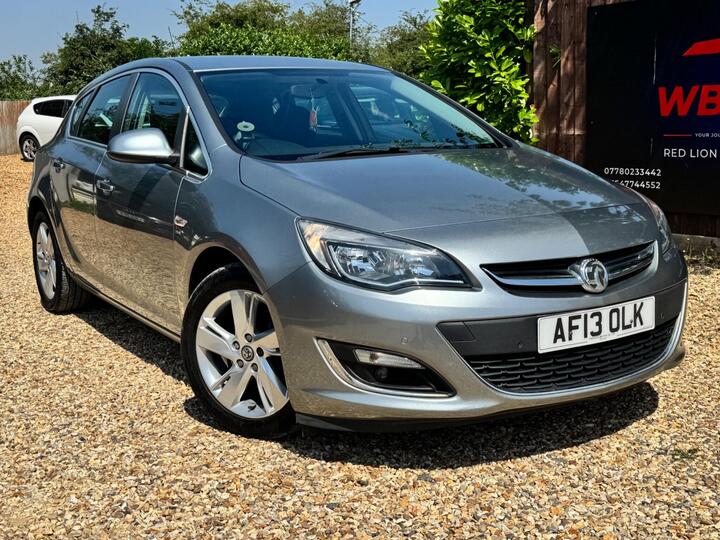 Vauxhall Astra 2.0 CDTi EcoFLEX SRi Euro 5 (s/s) 5dr