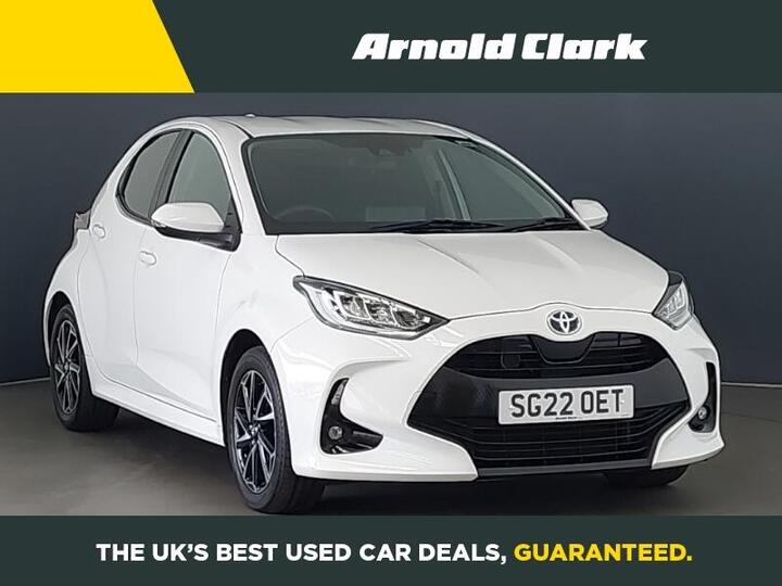 Toyota Yaris 1.5 VVT-h Design E-CVT Euro 6 (s/s) 5dr Toyota Yaris 1.5 VVT-h Design E-CVT Euro 6 (s/s) 5dr