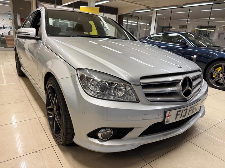 Mercedes-Benz C Class 3.0 C350 CDI V6 BlueEfficiency Sport Auto Euro 5 4dr