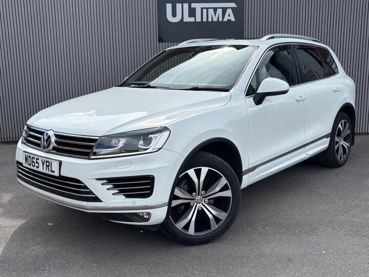 Volkswagen Touareg 3.0 TDI V6 BlueMotion Tech R-Line Tiptronic 4WD Euro 6 (s/s) 5dr