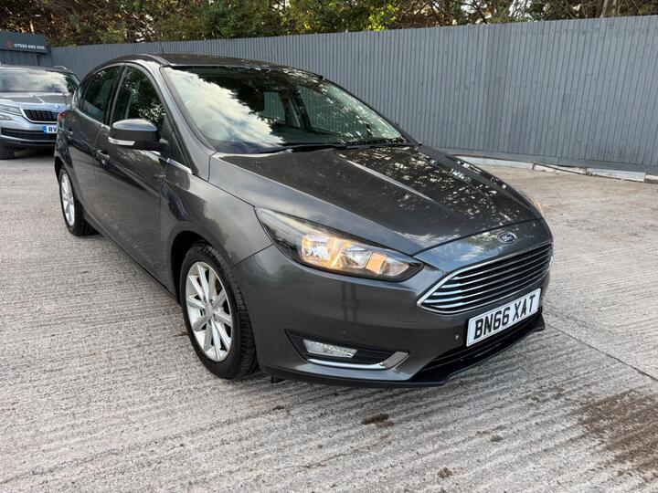 Ford Focus 1.0T EcoBoost Titanium Euro 6 (s/s) 5dr
