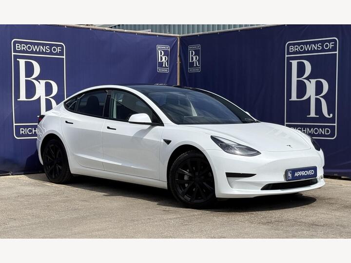 Tesla Model 3 Auto RWD 4dr