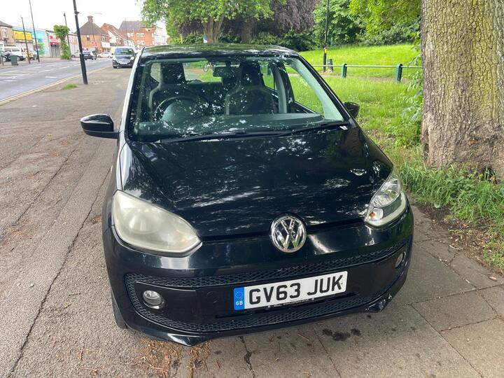 Volkswagen Up! 1.0 High Up! Euro 5 5dr Volkswagen Up! 1.0 High Up! Euro 5 5dr