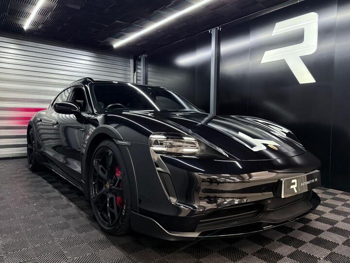 Porsche TAYCAN Performance Plus 93.4kWh 4S Cross Turismo Auto 4WD 5dr (11kW Charger)