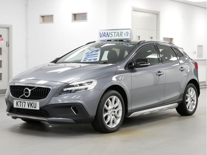 Volvo V40 CROSS COUNTRY 2.0 T3 Pro Euro 6 (s/s) 5dr Volvo V40 CROSS COUNTRY 2.0 T3 Pro Euro 6 (s/s) 5dr