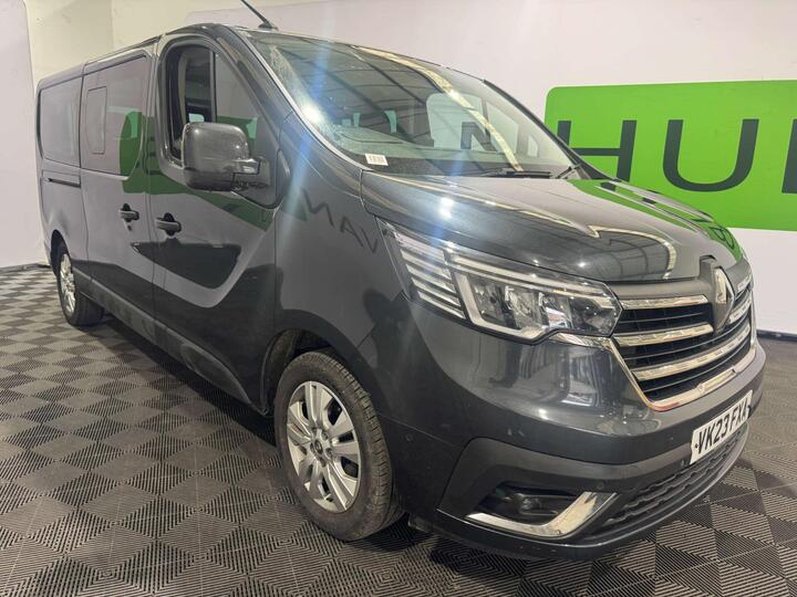 Renault Trafic 2.0 DCi LL30 Sport EDC L2 H1 Euro 6 (s/s) 5dr (9 Seat) Renault Trafic 2.0 DCi LL30 Sport EDC L2 H1 Euro 6 (s/s) 5dr (9 Seat)