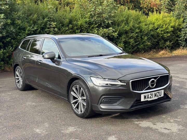 Volvo V60 2.0 B3 MHEV Momentum Auto Euro 6 (s/s) 5dr