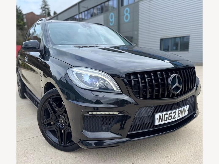 Mercedes-Benz M Class 5.5 ML63 V8 AMG G-Tronic 4WD Euro 5 (s/s) 5dr