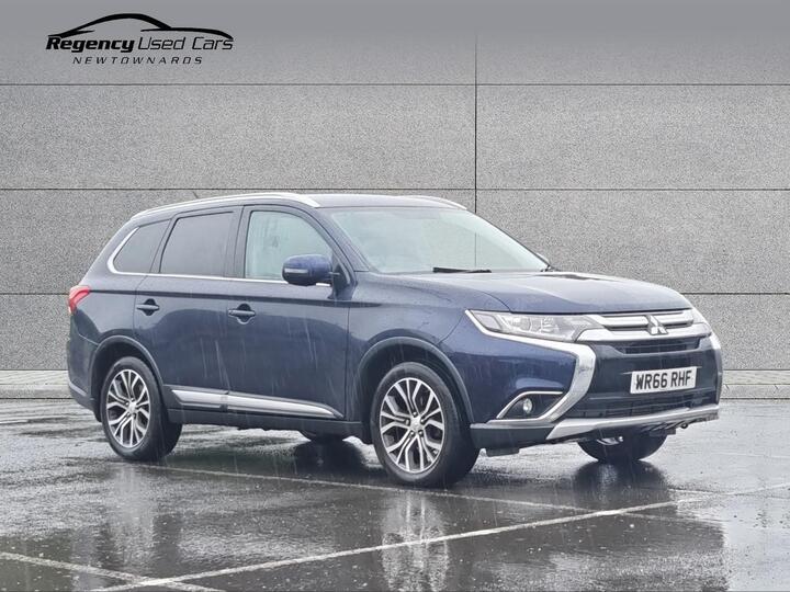 Mitsubishi Outlander 2.2 DI-D GX3 4WD Euro 6 (s/s) 5dr Mitsubishi Outlander 2.2 DI-D GX3 4WD Euro 6 (s/s) 5dr