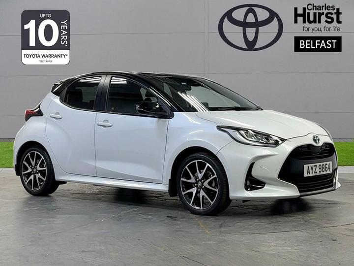 Toyota YARIS 1.5 VVT-h Dynamic E-CVT Euro 6 (s/s) 5dr